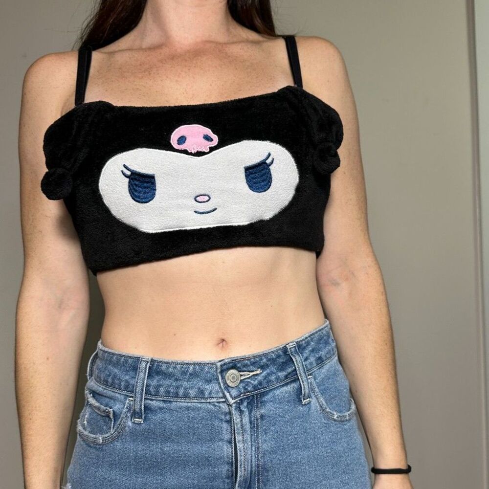 Black Cropped Plush Cartoon Face Tank Top with Pink Accent